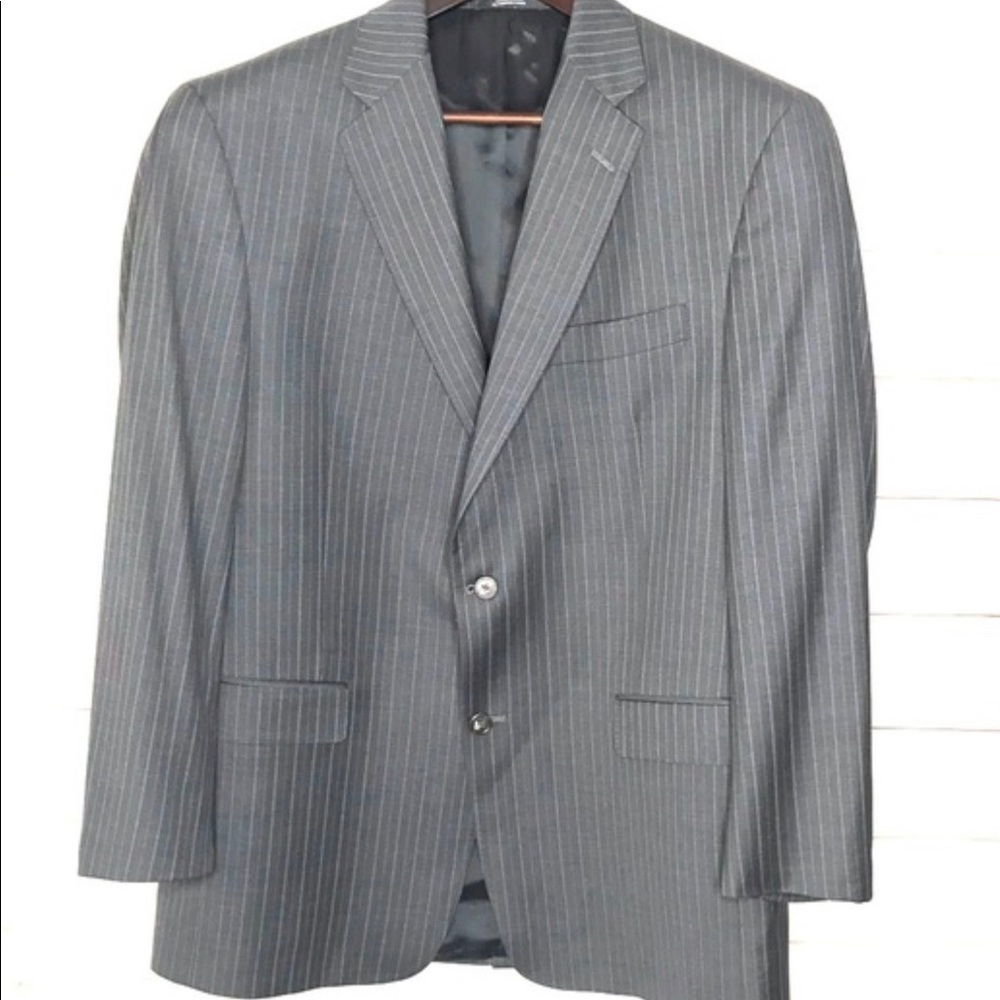 Hart Shaffner Marx Men’s 42R Grey Suit